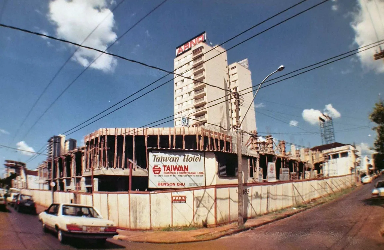 Obras do Taiwan Hotel, em Ribeirão Preto. Acervo Grupo Taiwan.